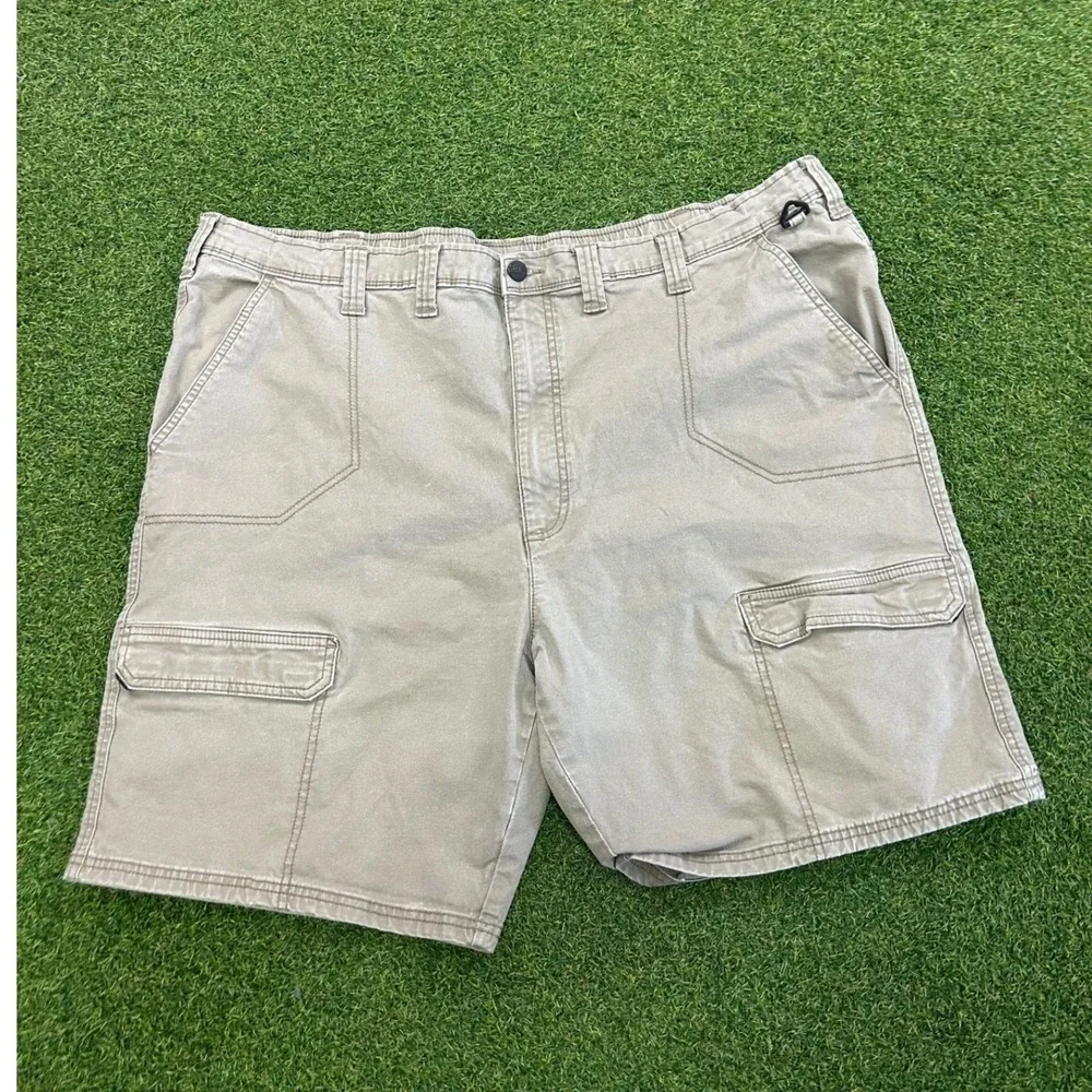 Magellan Outdoors Mens Khaki Tan Cotton Canvas Cargo Shorts Size 40 Elastic